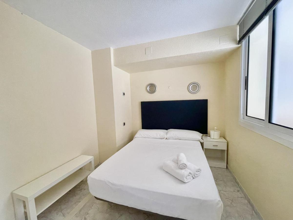 Magnificent Mediterraneo Apartment Бенидорм Экстерьер фото