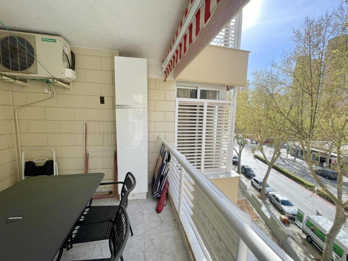 Magnificent Mediterraneo Apartment Бенидорм Экстерьер фото